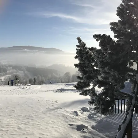 Aneta & Restaurant فندق 4*